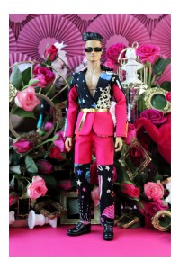Designer Avenue Va|entino Collection Suit
